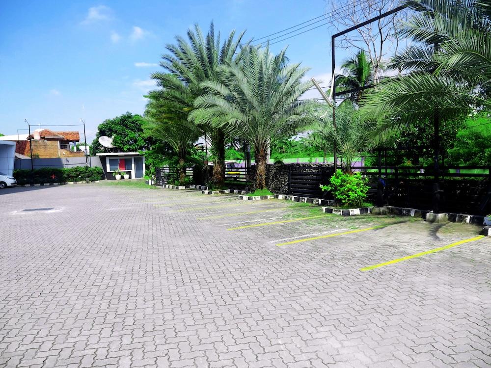 Yasmin Hotel Karawaci Tangerang Eksteriør bilde